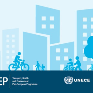 Publikace THE PEP „Chůze a jízda na kole: nejnovější poznatky na podporu tvorby politik a praxe“.