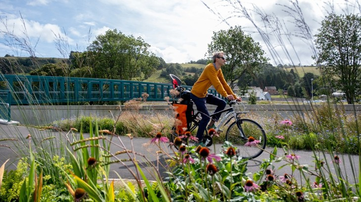 Nová síť pro aktivní mobilitu v Hawicku pomáhá překlenout propasti mezi místními komunitami