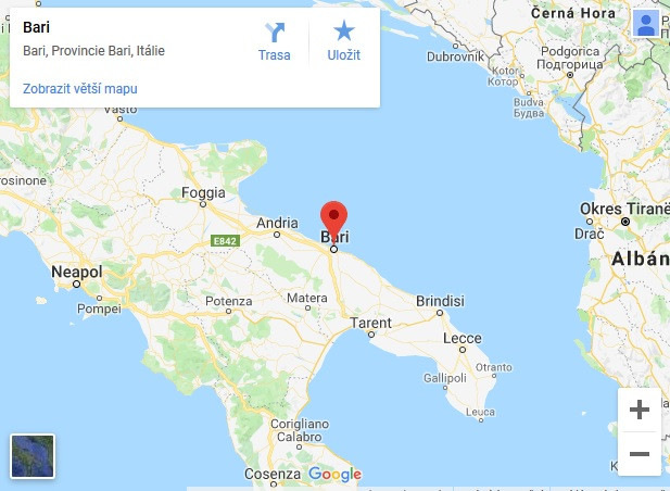 Italské město Bari bude lidem platit za omezení aut