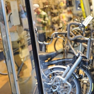 Životní náklady: ekonomické přínosy pěší a cyklistické dopravy