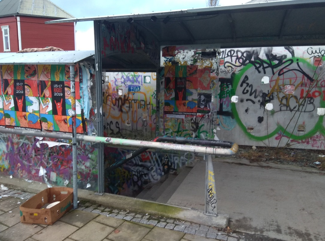 Špinavý Trondheim a kampaň Ukliďme svět, ukliďme Česko