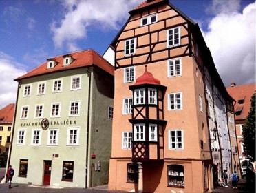 Cheb – co vše lze opomenout v procesu přípravy a realizace nového parkovacího systému