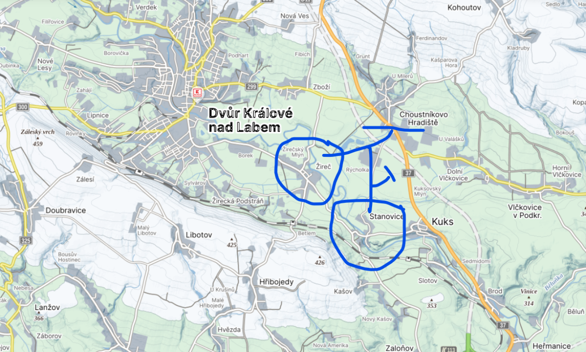 Další dva kilometry Labské stezce