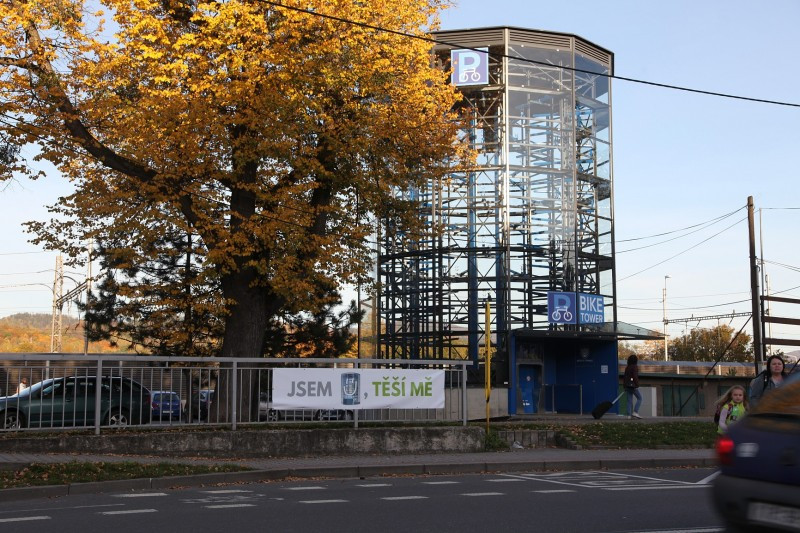 Fotogalerie kampaně na parkovací dům pro kola v Třinci