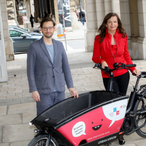 Lidé ve Vídni si mohou zažádat o finanční příspěvek na koupi cargo kola. Město jim přispěje až tisíc euro